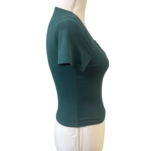 Ribbed Teal Short Sleeve Button Front Cropped Top By Heart & Hips - Size M - Picture 4 of 11